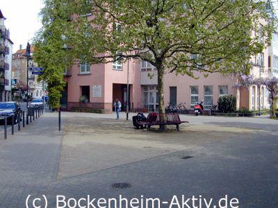 Der Hülya-Platz ... ohne den Kleinen Hammering Man